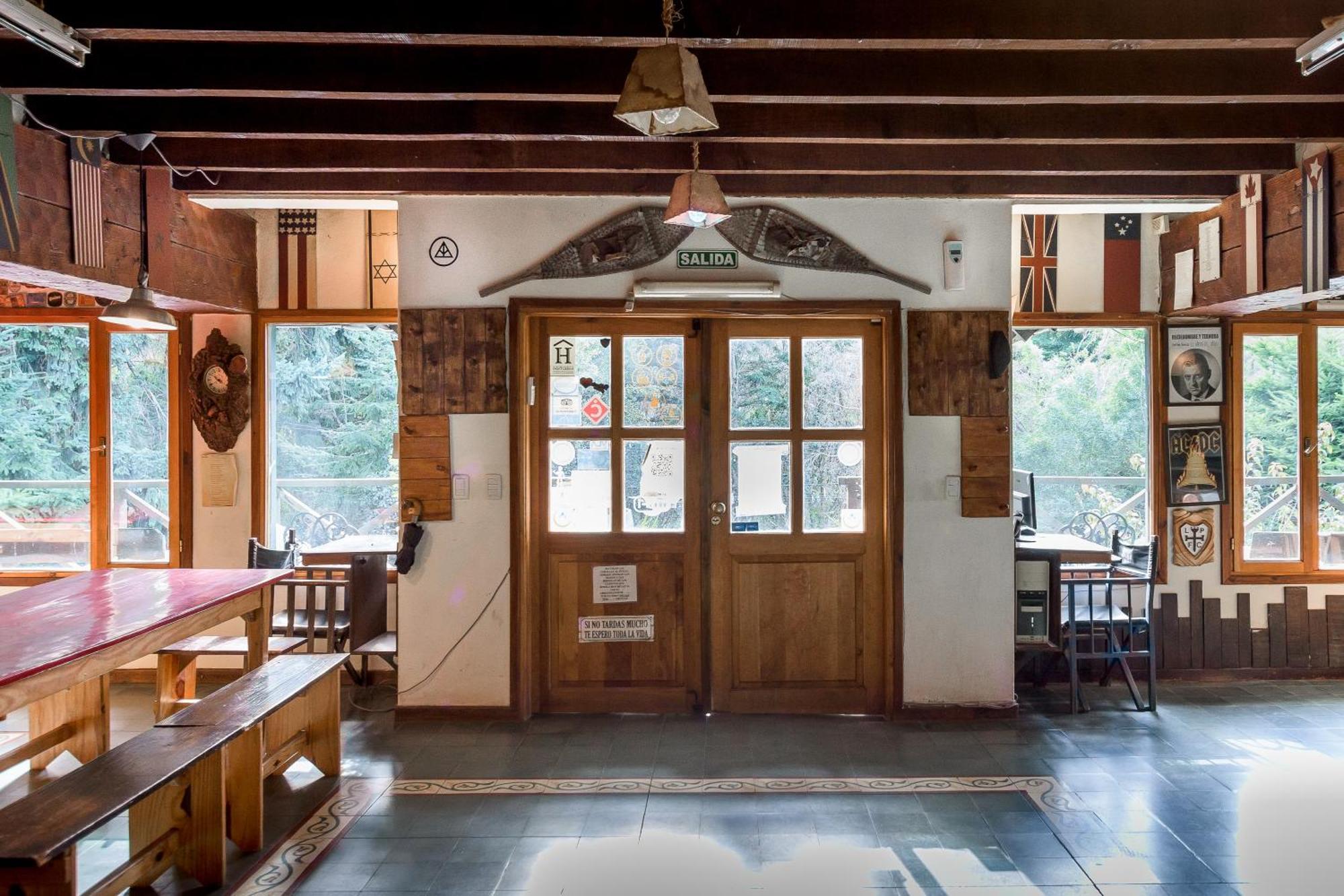 Hostel La Angostura ビージャ・ラ・アンゴストゥーラ エクステリア 写真